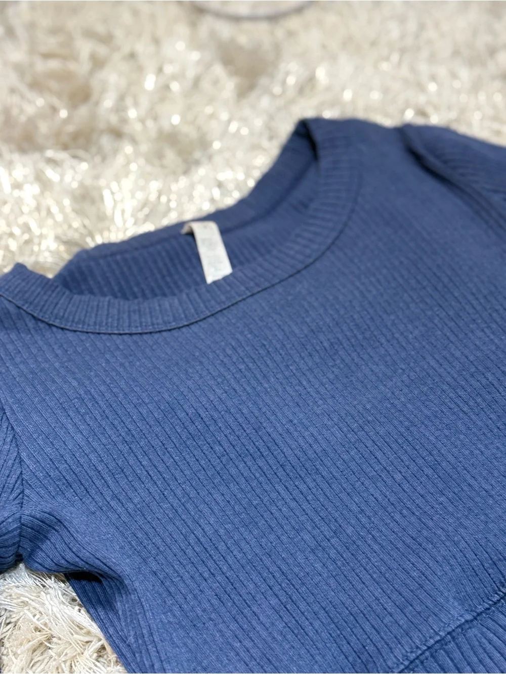 Alo Yoga Blue Ribbed Long Sleeve Crop Top Medium | Soft Stretch Pilates Lounge